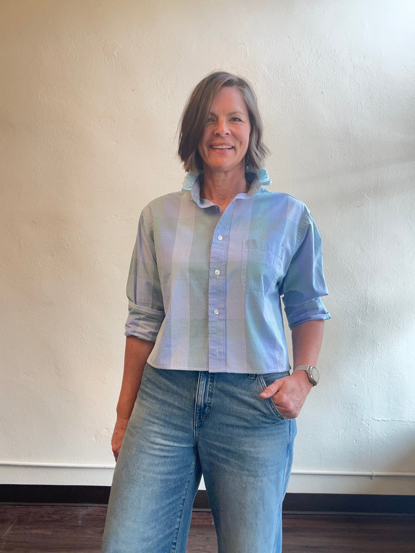 Ruffle Collar top - Large