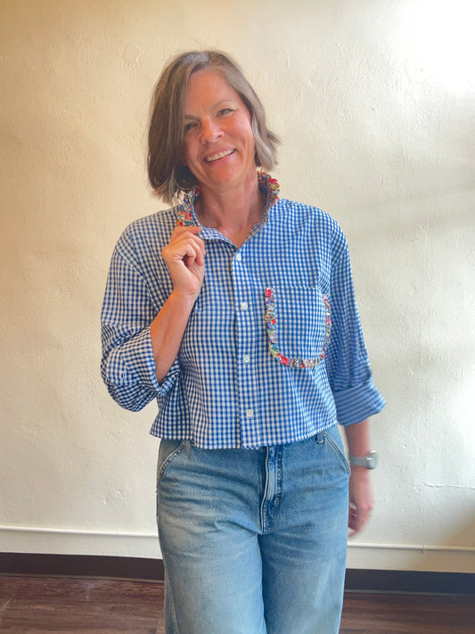 Ruffle Collar top - Large